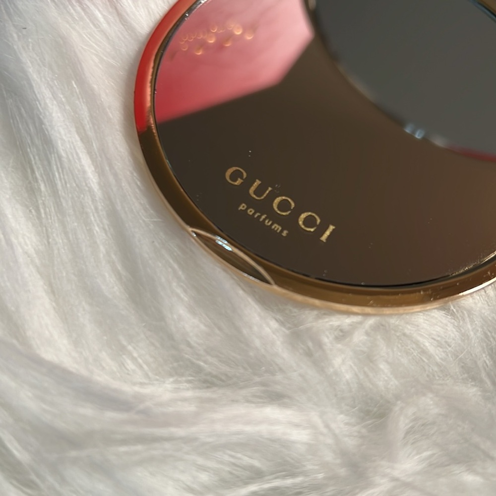 🔥 💯 Authentic Gucci Mirror - Picture 3 of 3